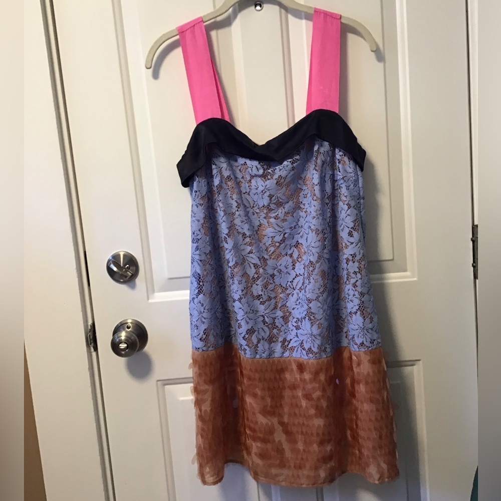 Anthropologie cocktail dress. Fun wedding  guest dress!